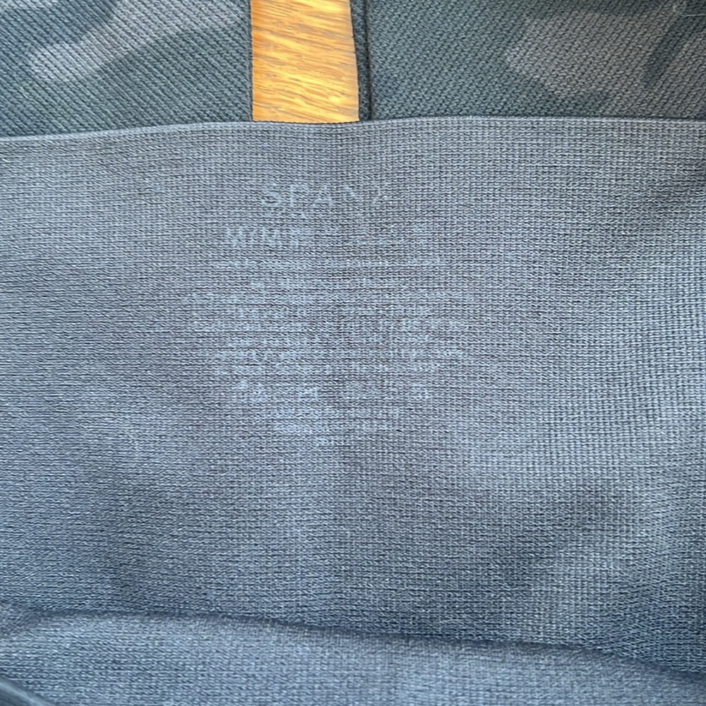 Spanx Legging Bundle Sz Medium Seamless/Leather - image 6